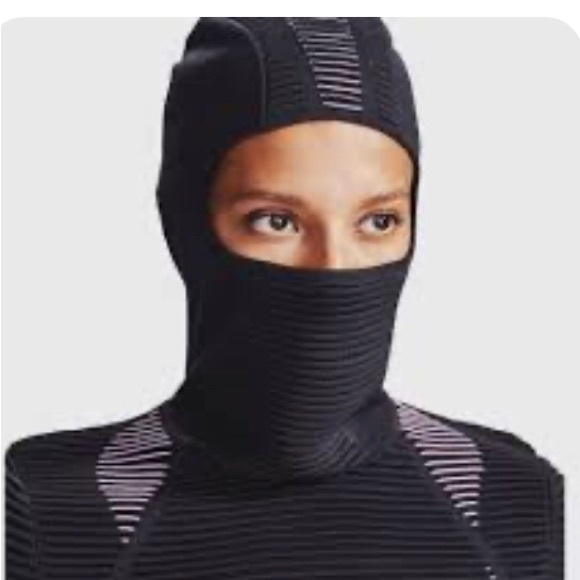 NWT Womens UnderArmour Intelliknit Balaclava Hoodie. Sz S - Picture 1 of 7